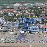 Playa E Mare Nostrum Каорле